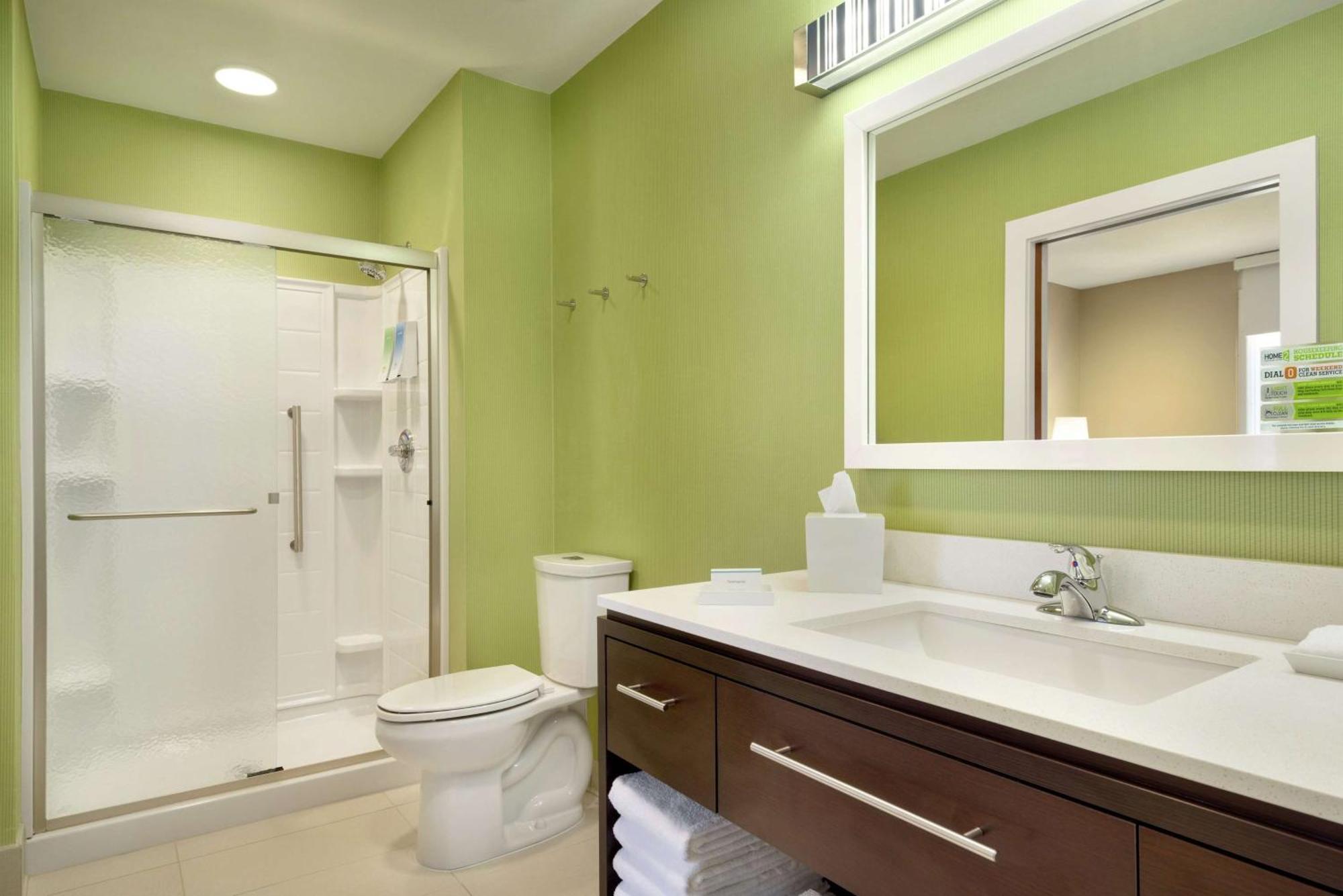 Home2 By Hilton Downtown 3*